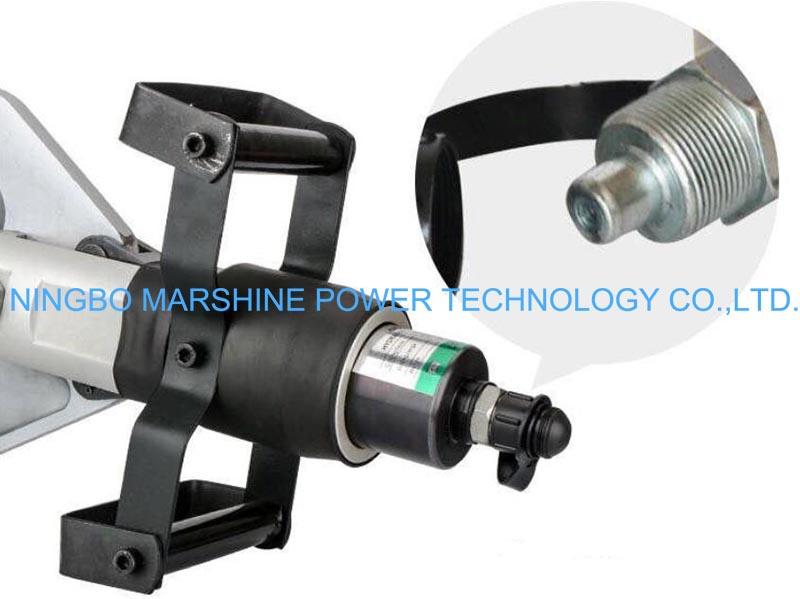 Safety Features of Remote Hydraulic Cable Cutters